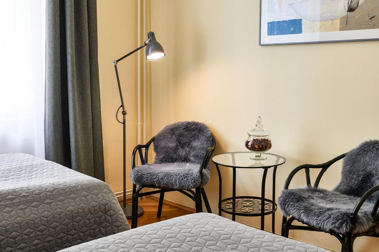 Pragueone Apartment,A/C,Terrace Bagian luar foto