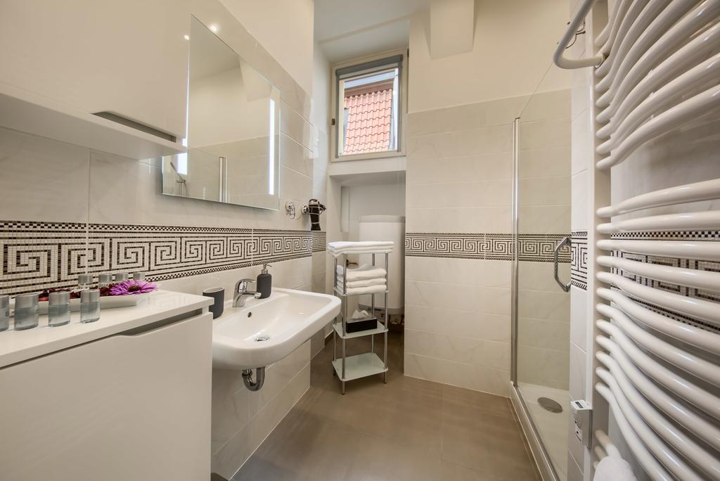 Pragueone Apartment,A/C,Terrace Bagian luar foto