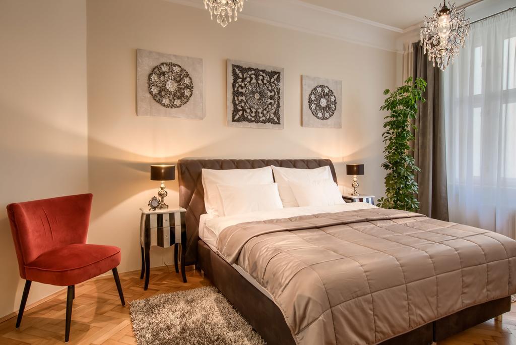 Pragueone Apartment,A/C,Terrace Bagian luar foto