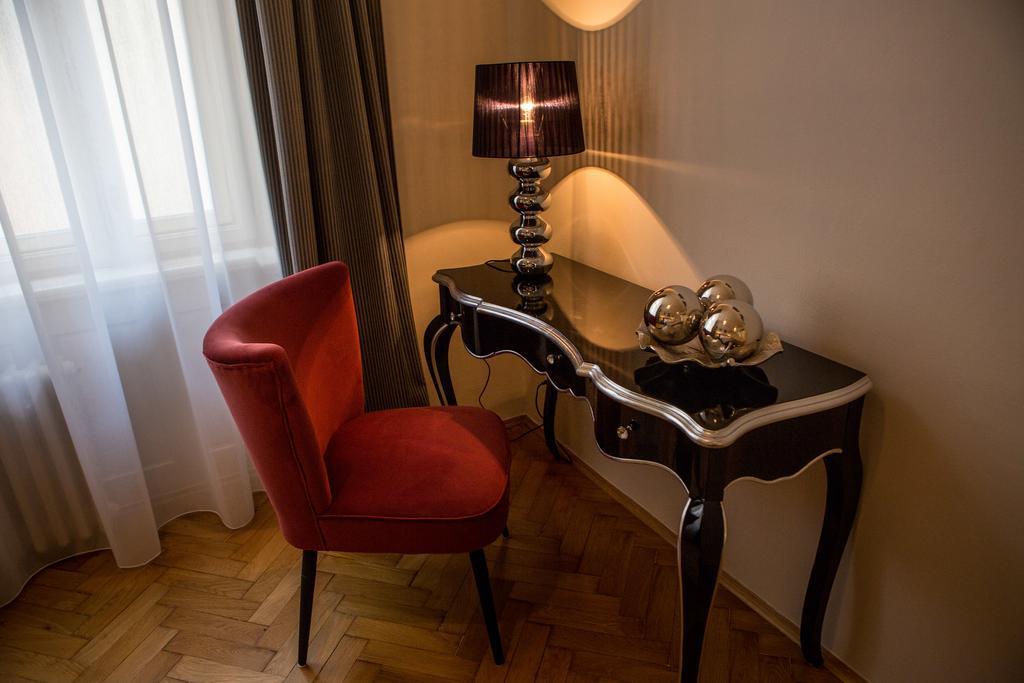 Pragueone Apartment,A/C,Terrace Bagian luar foto